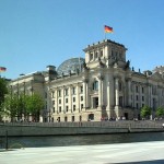 Der Bundestag stellt sich für die Aktionskunst eines Designers zur Verfügung